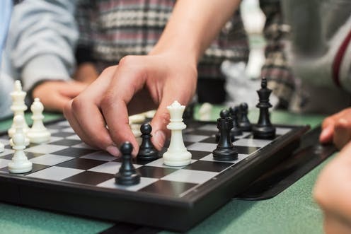 7 Boards Games That You Can Play At Home 