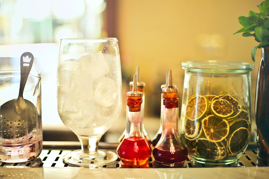 Create Your Home Bar With DIY Cocktail Kits