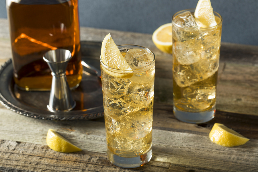 5 Classic Scotch Whisky Cocktails Every Home Bartender Must Know