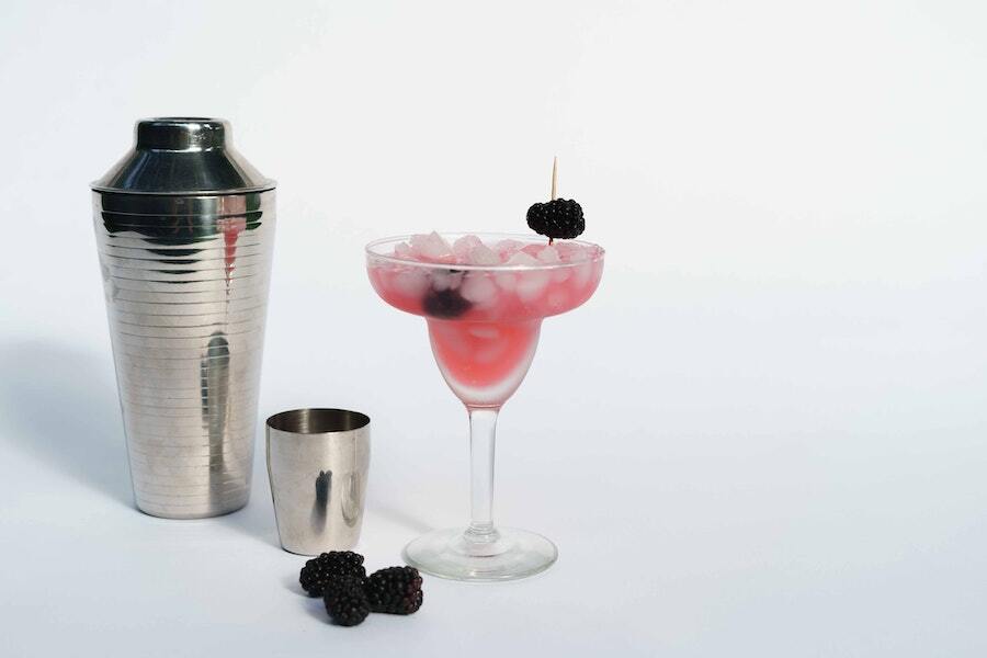 How to Use a Cocktail Shaker to Craft the Perfect Drinks