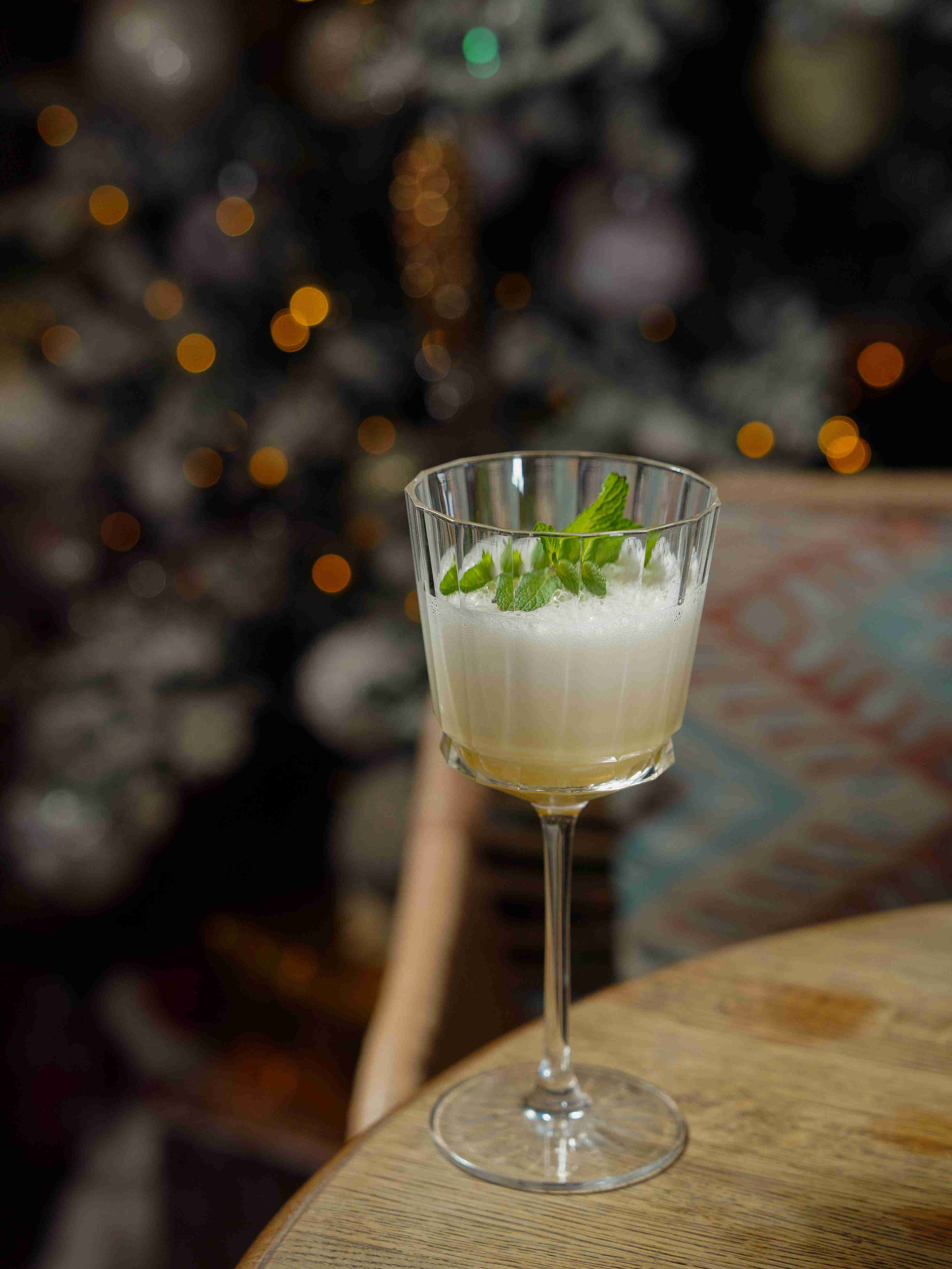 The 5 Best Gin Christmas Cocktails to Jingle Your Taste Buds